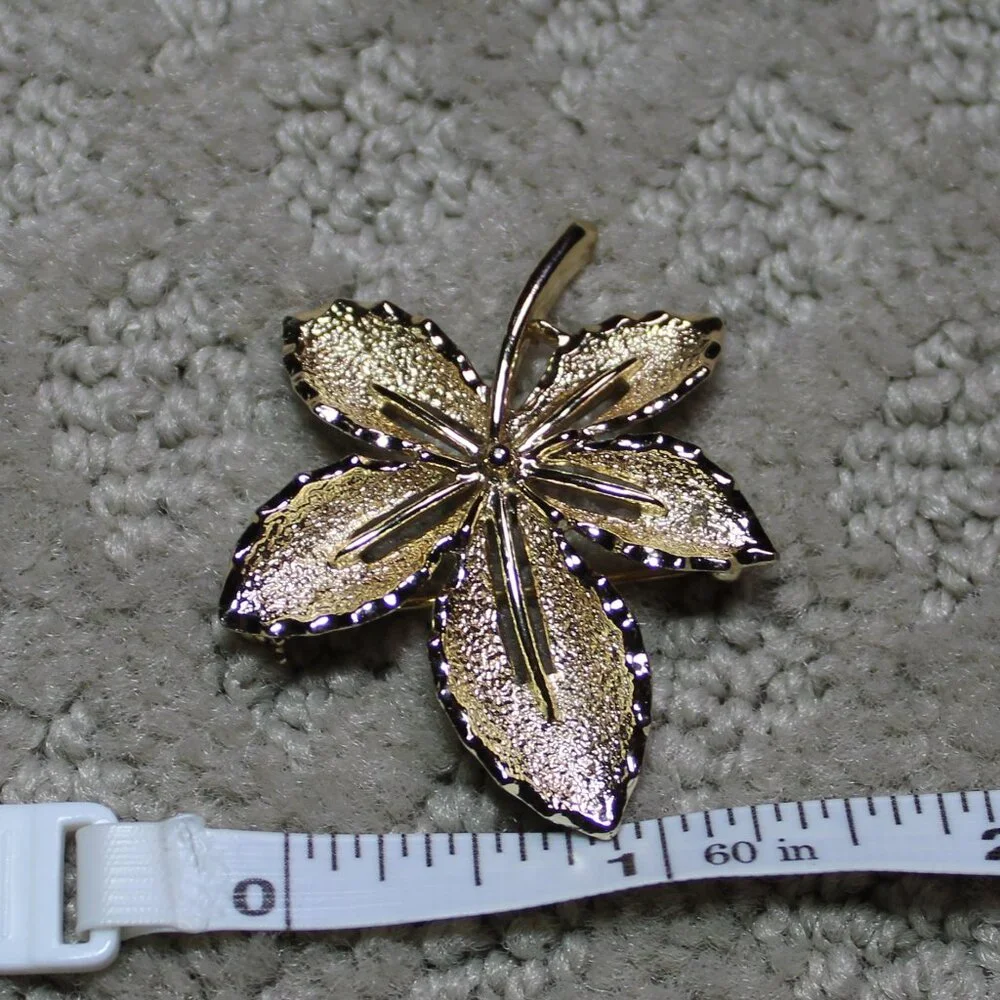 Vintage SARAH COVENTRY ~1.75